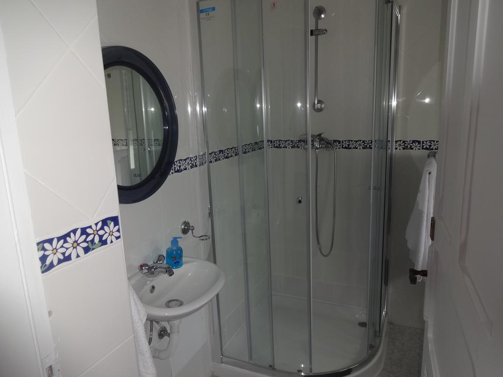 Vila Laura Ribeirinha  Экстерьер фото